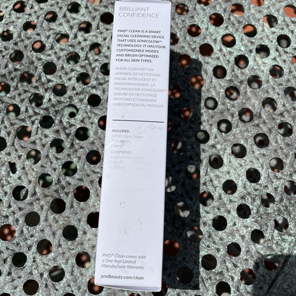 PMD Clean Smart Facial Cleansing Device NIB - Picture 4 of 5